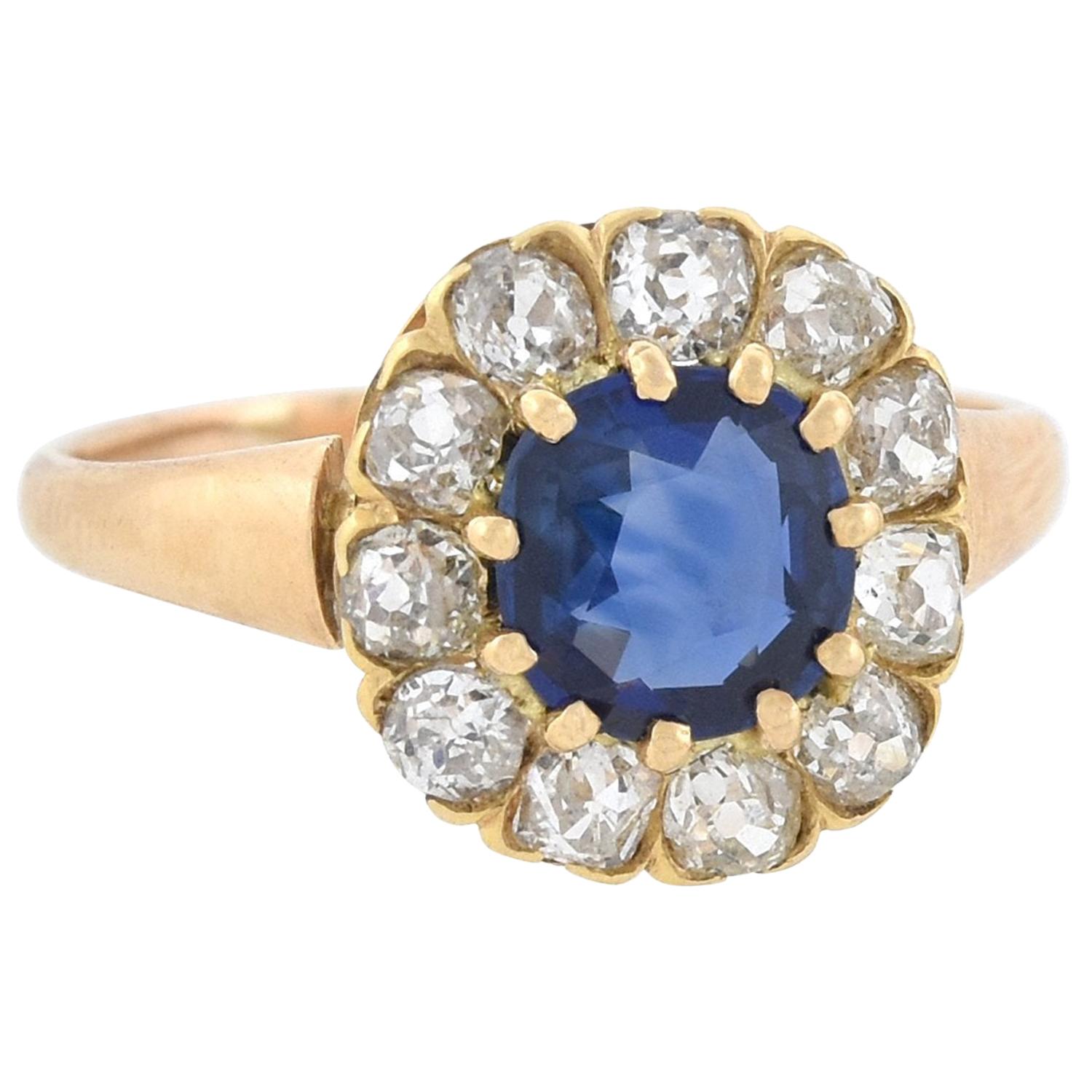 Victorian 18 Karat Gold 1.00 Carat Sapphire and Diamond Cluster Ring For Sale