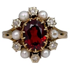 Victorian 18 Karat Gold 1.40 Carat Garnet Diamond Pearl Cluster Ring