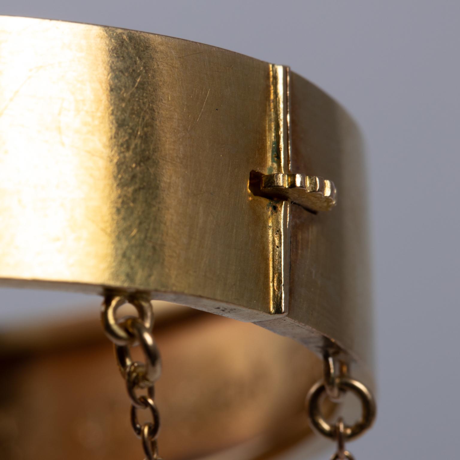 Victorian 18 Karat Gold and Diamond Bangle Bracelet For Sale 2