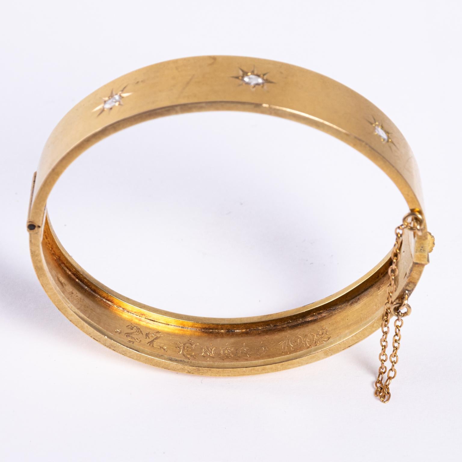 Victorian 18 Karat Gold and Diamond Bangle Bracelet For Sale 3