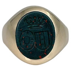 Victorian 18 Karat Gold Bloodstone Intaglio Heraldic Signet Ring