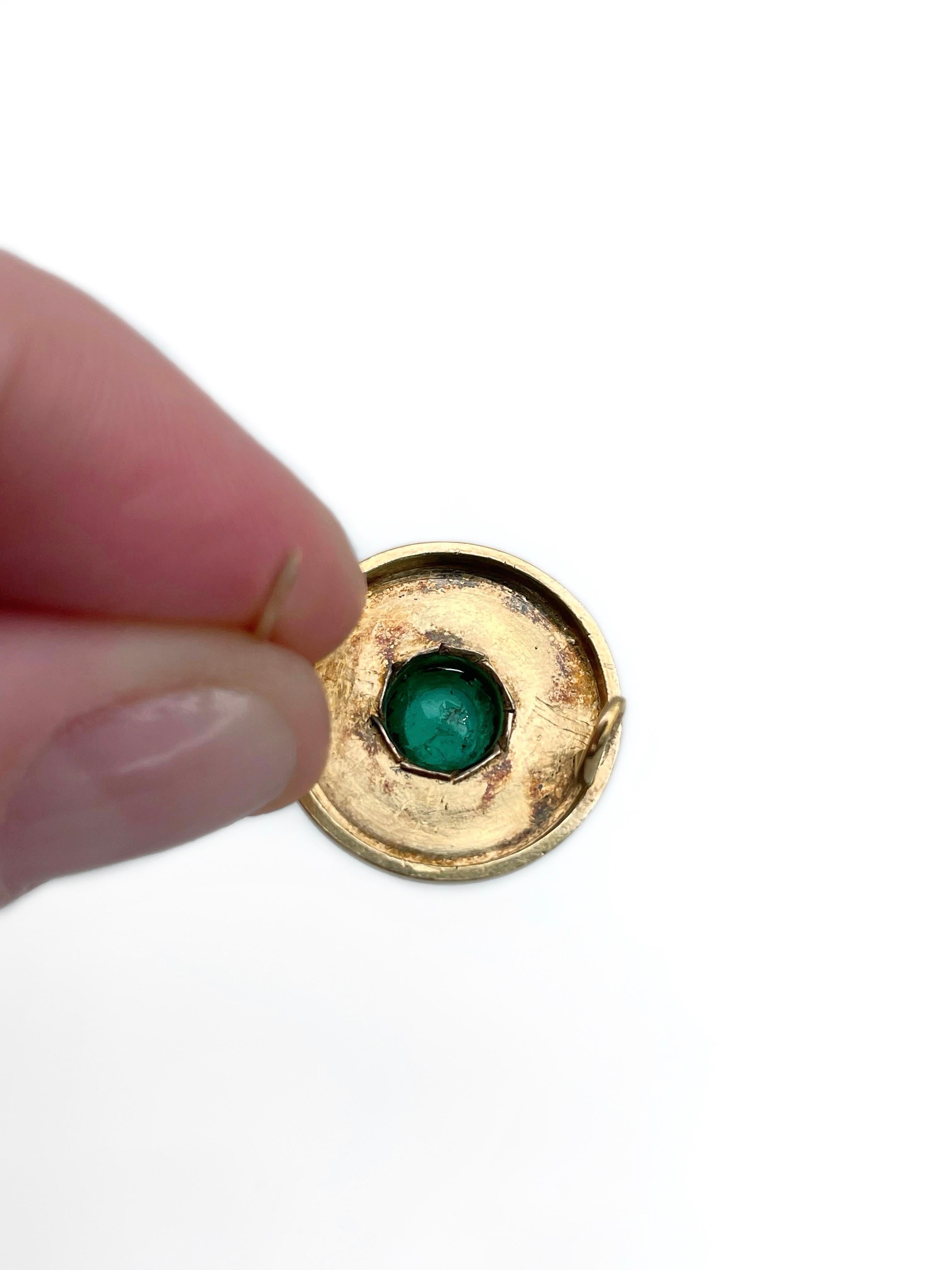 Women's Victorian 18 Karat Gold Cabochon Cut Emerald Rose Cut Diamond Round Pin Brooch