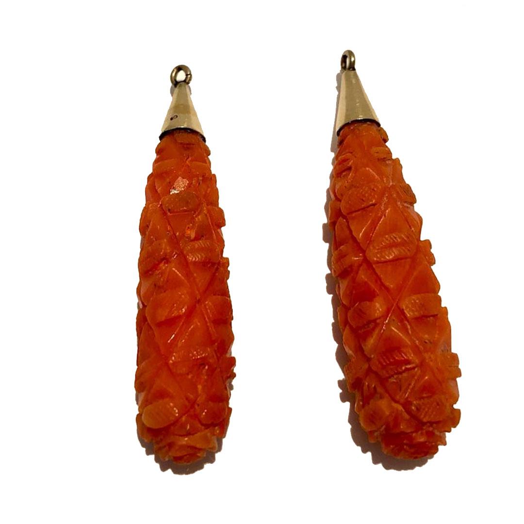 Victorian 18 Karat Gold Carved Coral Torpedo Drop Earrings, circa 1890 In Good Condition In Lancashire, Oldham