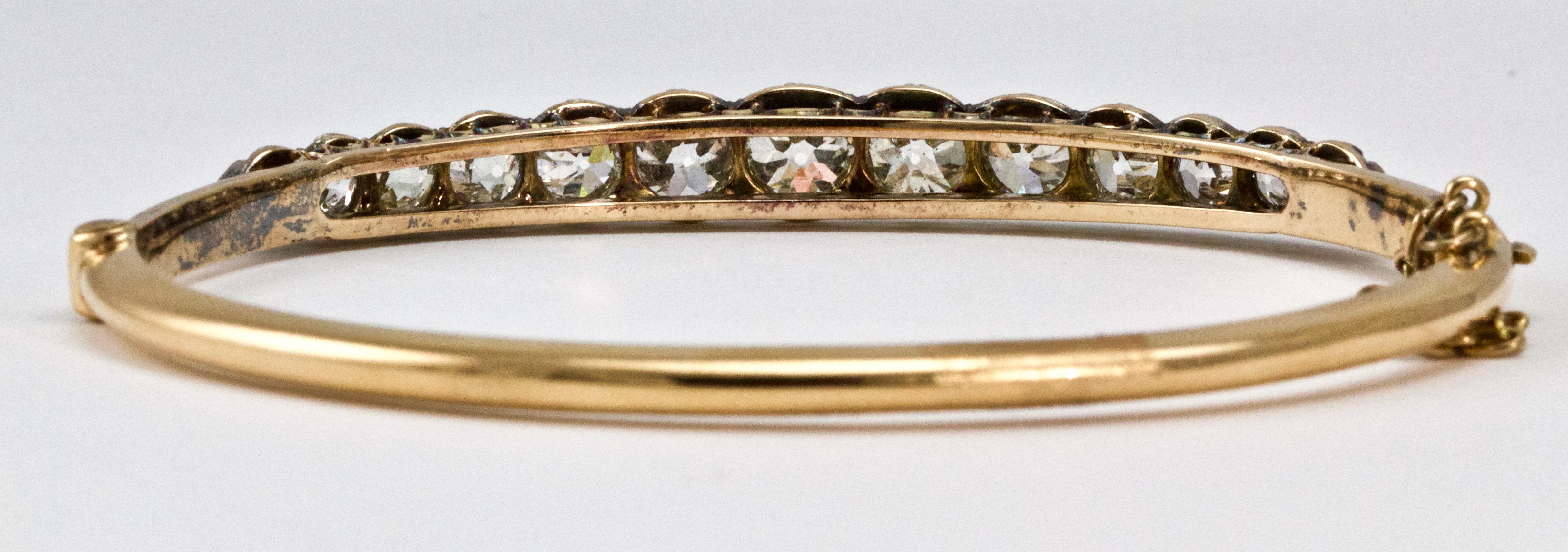 Victorian 18 Karat Gold Diamond Bangle, circa 1880 In Excellent Condition In Chipping Campden, GB