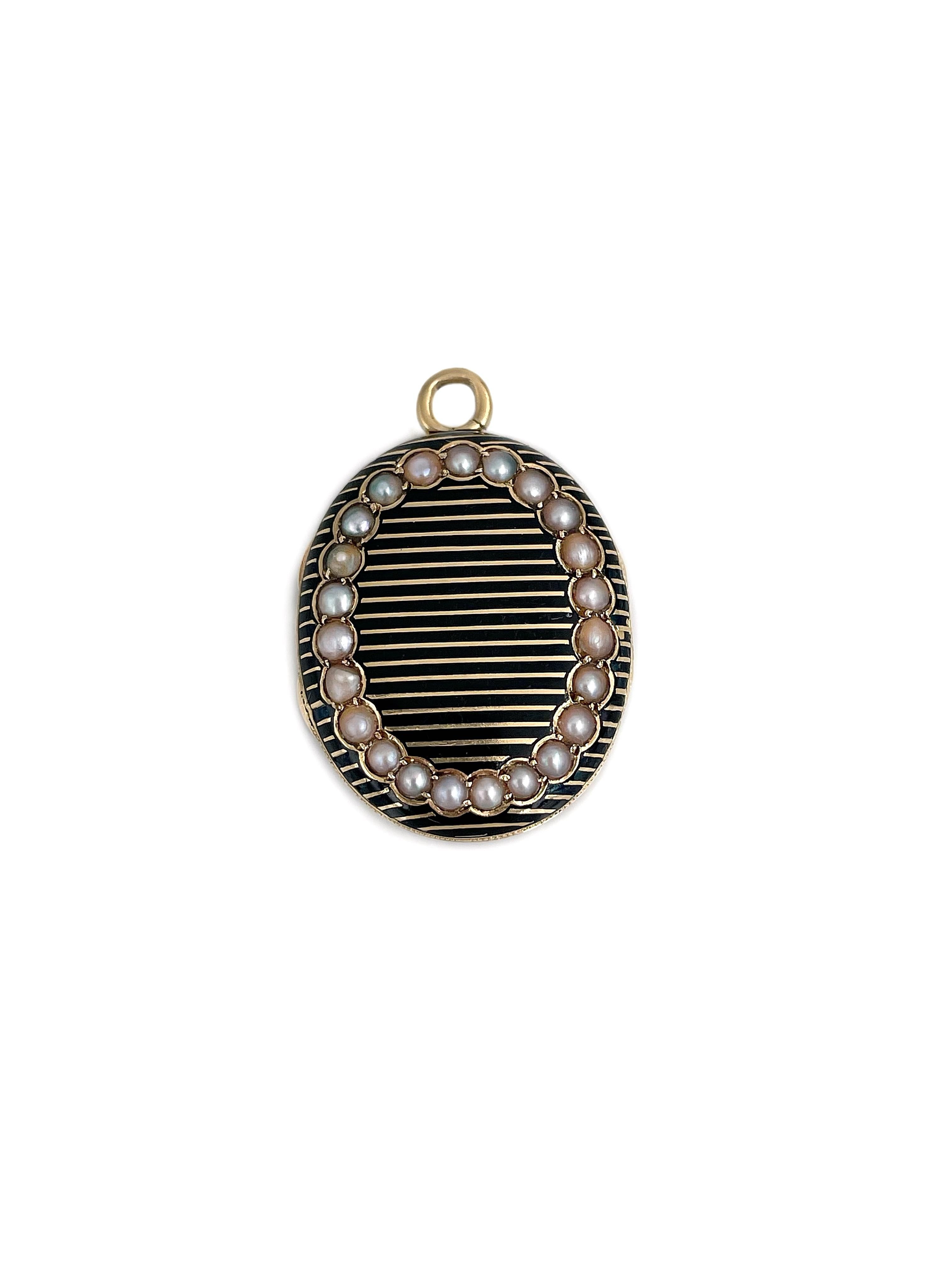 Taille mixte Pendentif médaillon ovale victorien en or 18 carats avec initiales en diamants, perles et émail en vente