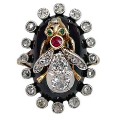 Anello cocktail vittoriano in oro 18 carati con diamante, rubino, smeraldo e granato