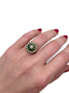 Anillo Victoriano de Oro de 18 Kilates con Racimo de Perlas Esmeralda