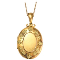 Victorian 18 Karat Gold Grape Leaf Locket