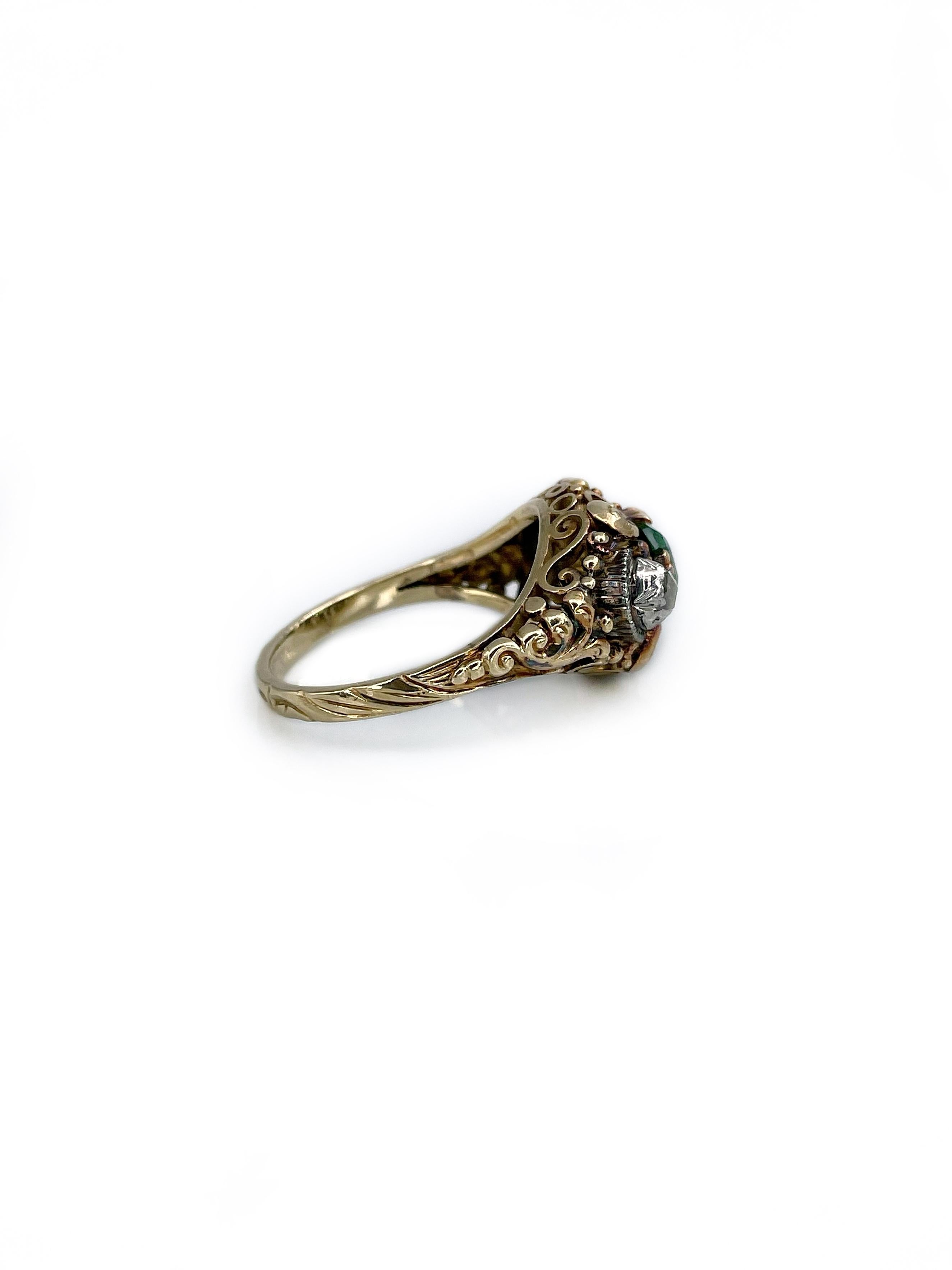 Victorian 18 Karat Gold Green Tourmaline Rose Cut Diamond Three Stone Ring In Good Condition In Vilnius, LT