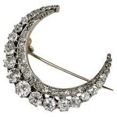 Antique Victorian 18 Karat Gold Old Cut Diamond Crescent Moon Pin Brooch