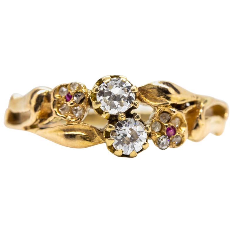 Victorian 18 Karat Gold Old Mine Cut Diamonds Ring For Sale