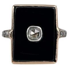 Anillo victoriano de oro de 18 quilates con ónice, diamante talla rosa y forma rectangular