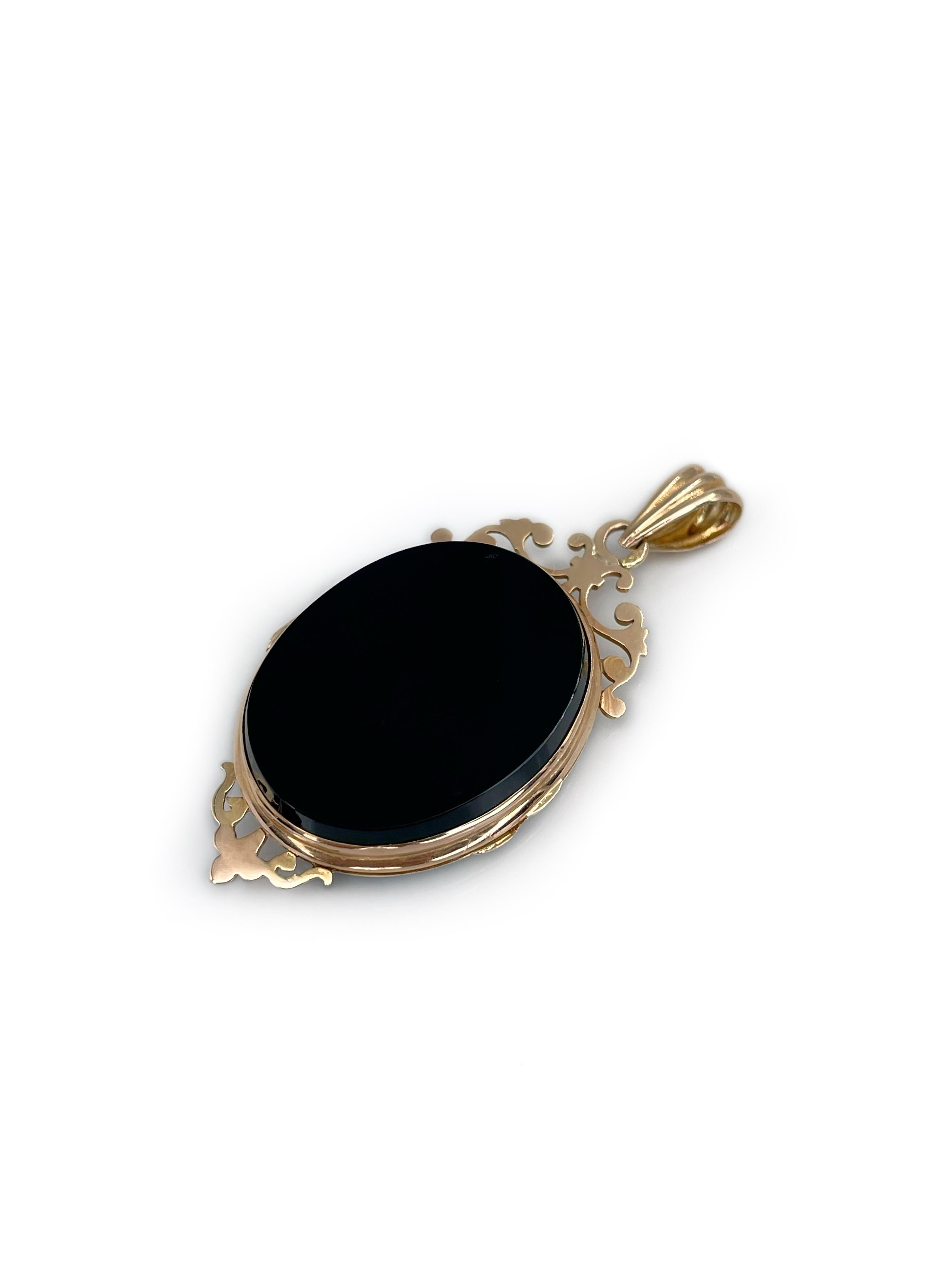 Women's or Men's Victorian 18 Karat Gold Onyx Seed Pearl Oval Locket Pendant