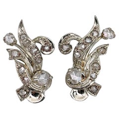 Viktorianische florale Ohrstecker aus 18 Karat Gold TW 0,50 Karat Diamant im Rosenschliff