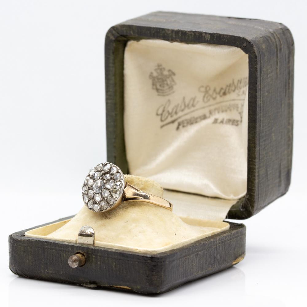 Women's or Men's Victorian 18 Karat Gold Rose cut Diamonds Ring