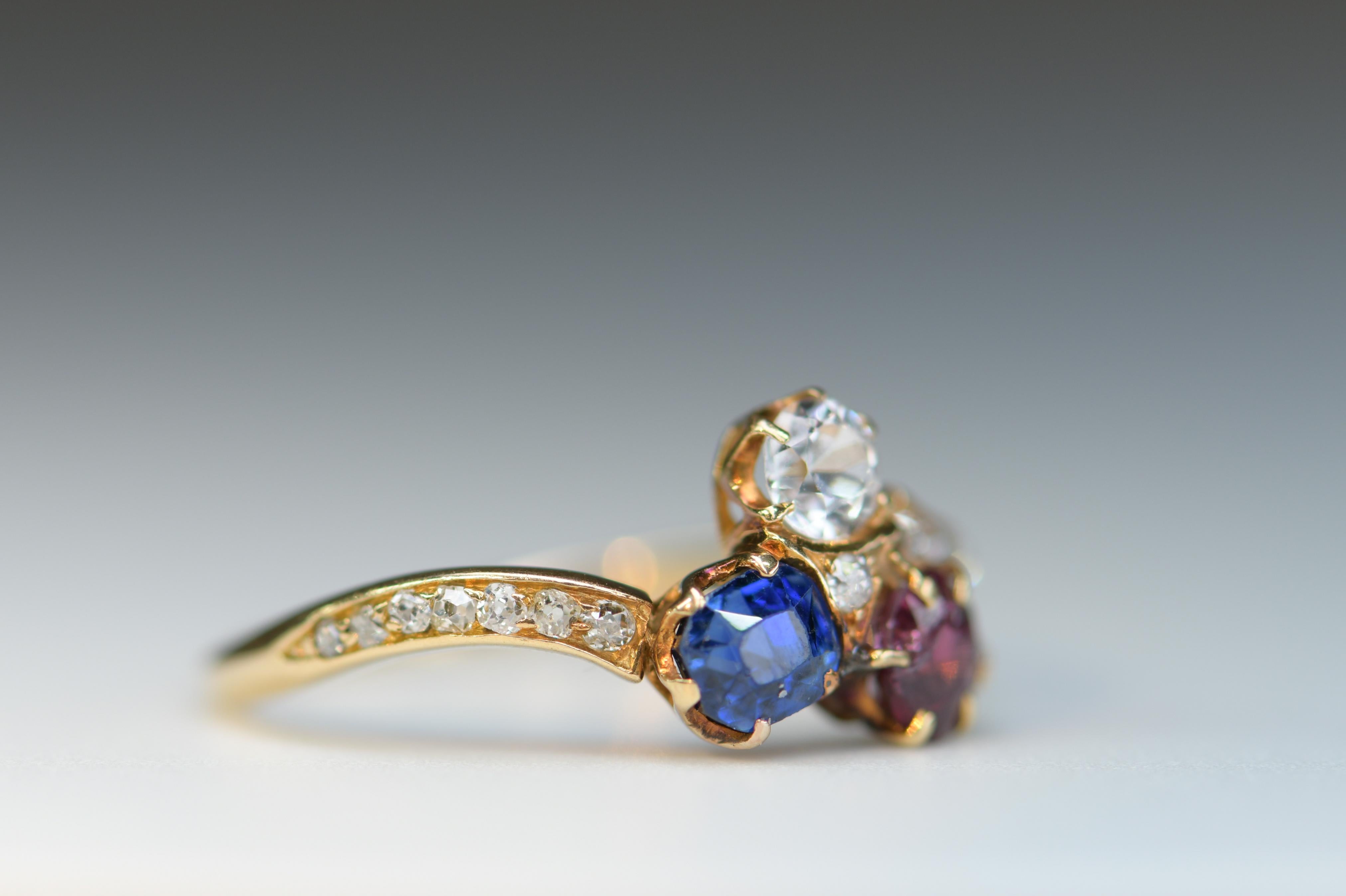 Women's or Men's Victorian 18 Karat Gold Sapphire Ruby and Diamond Clover Antique Ring