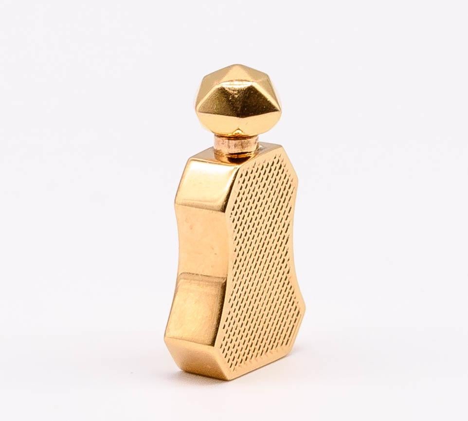 Victorian 18 Karat Gold Scent Bottle In Good Condition In New York, NY