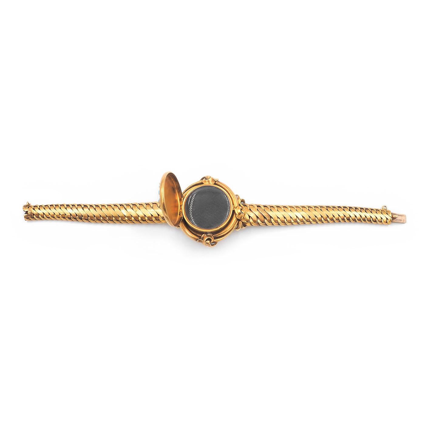 Cabochon Victorian 18 Karat Gold, Turquoise and Old Cut Diamond Star Locket Bracelet For Sale