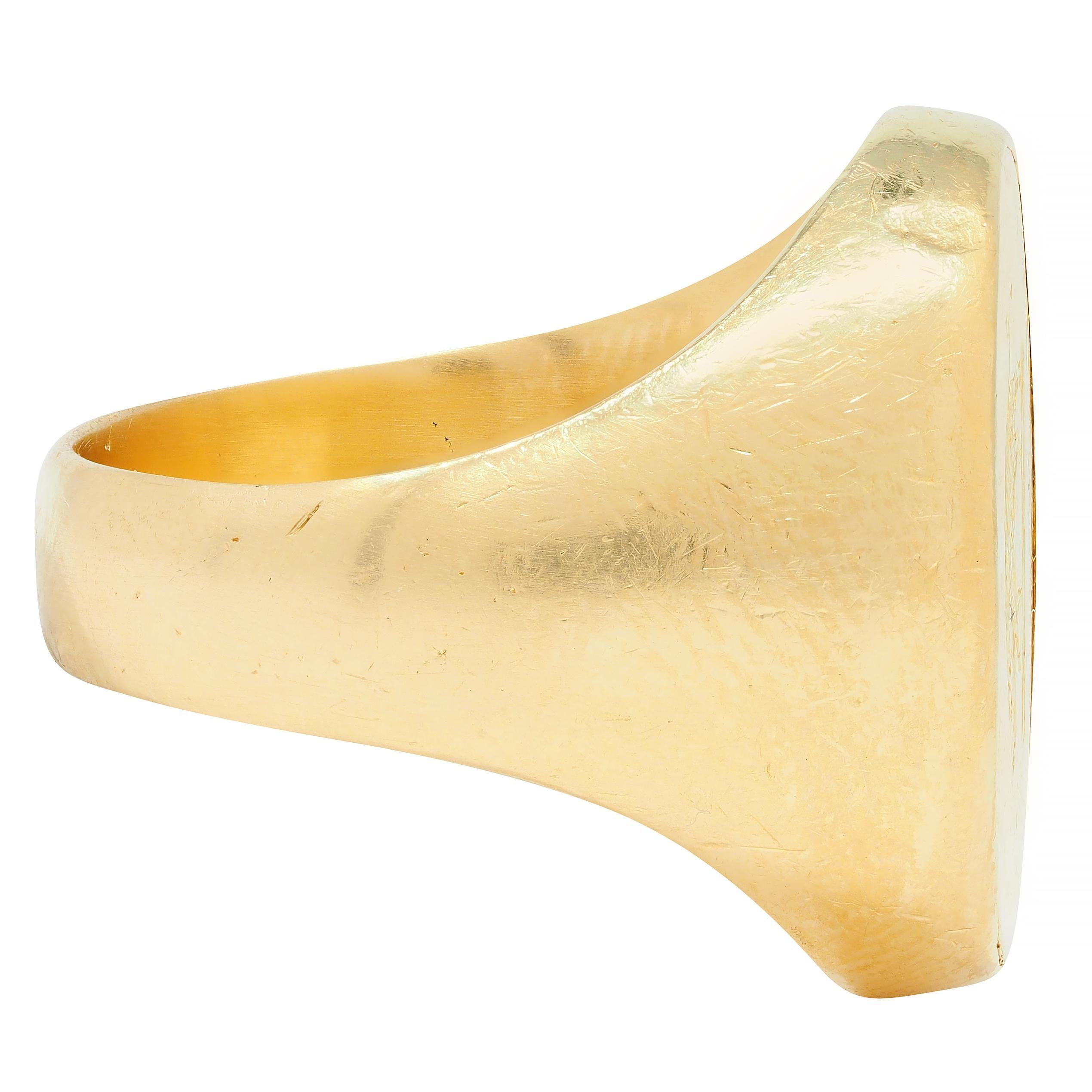 Women's or Men's Victorian 18 Karat Yellow Gold Antique Boar Signet Ring For Sale
