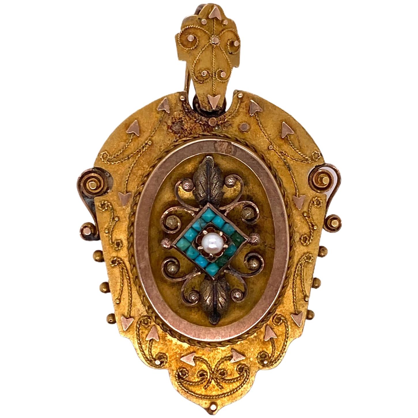 Victorian 18 Karat Yellow Gold Antique Locket Pendant