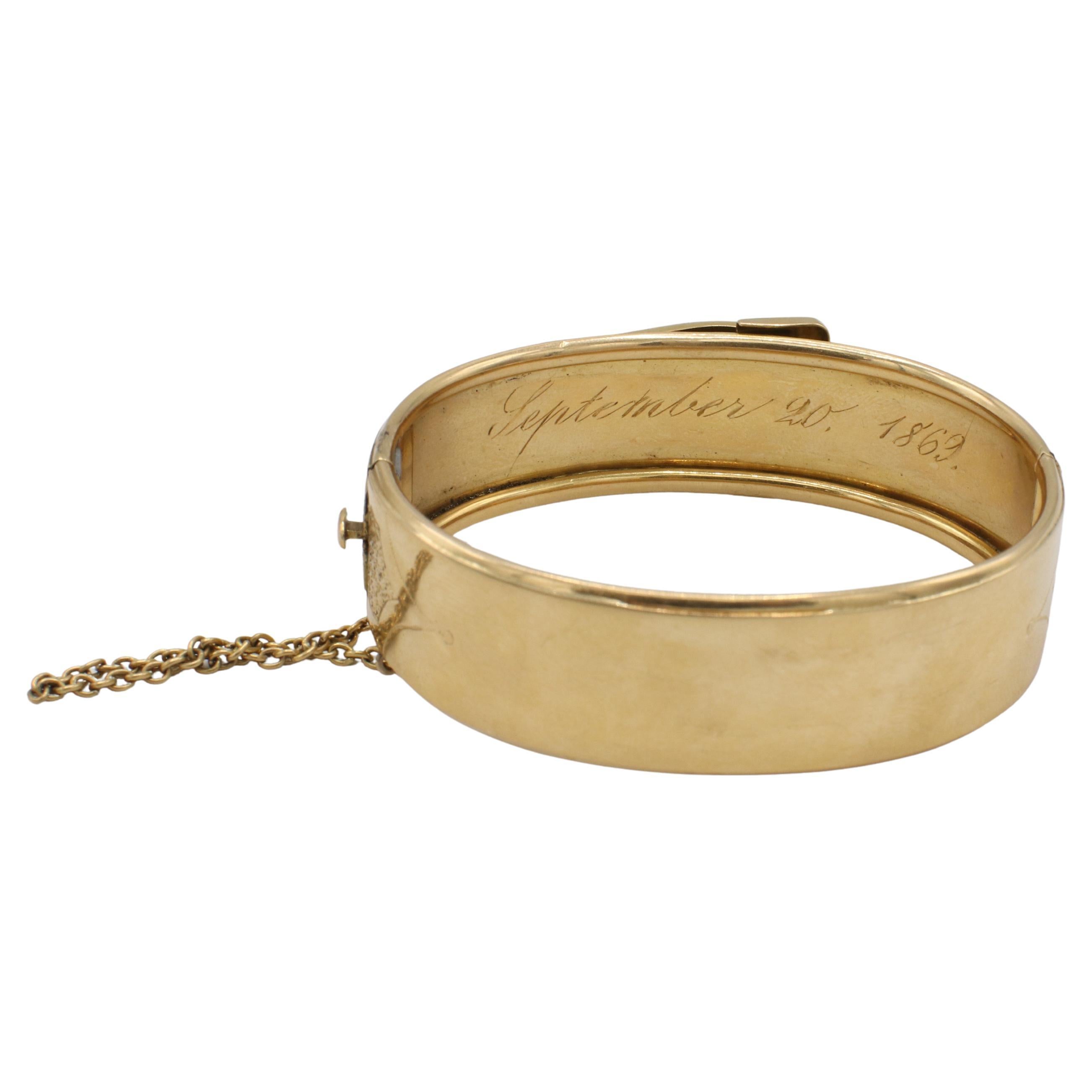 Victorien Bracelet victorien en or jaune 18 carats avec boucle en forme de fleur émaillée 1869 en vente