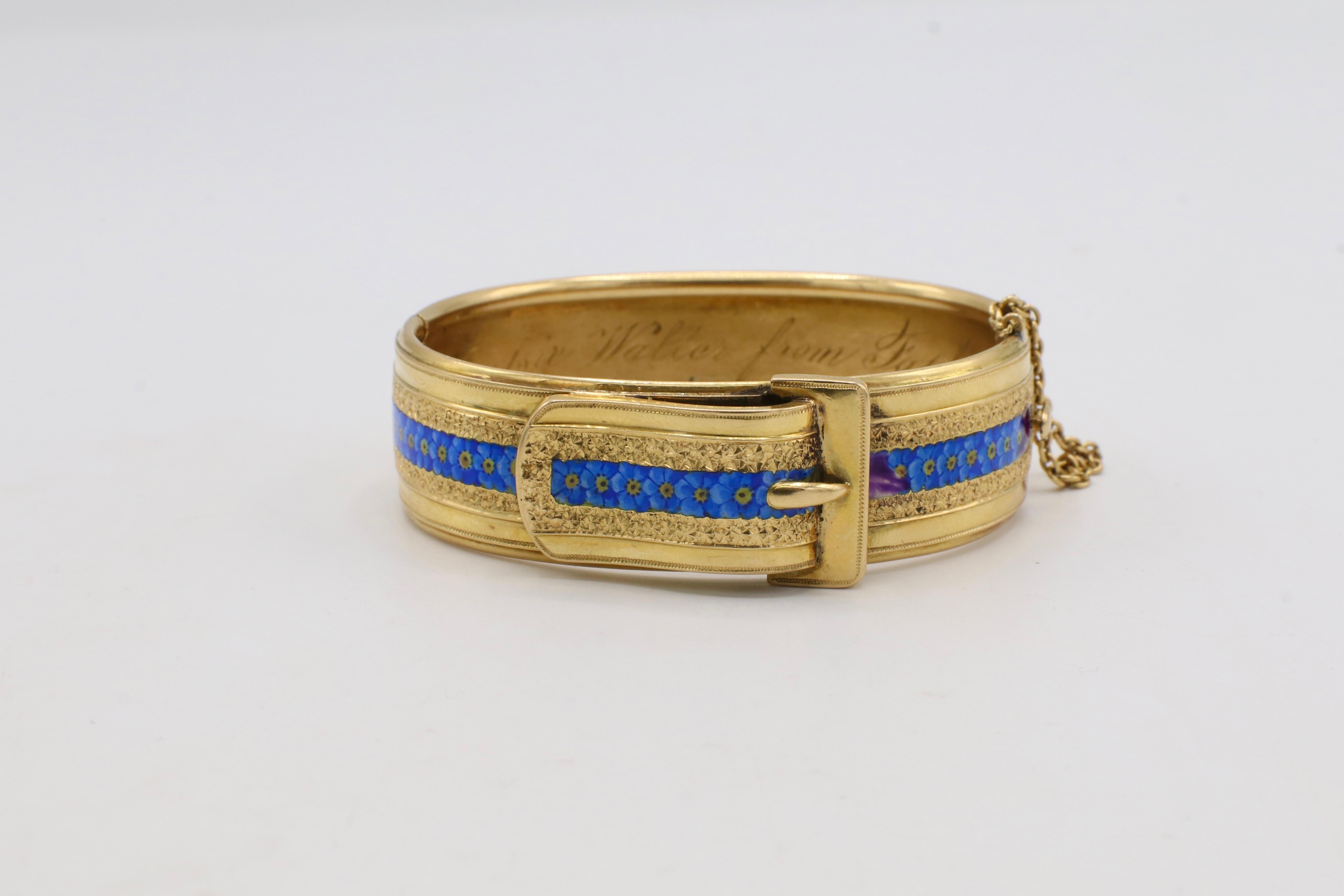 Bracelet victorien en or jaune 18 carats avec boucle en forme de fleur émaillée 1869 en vente 1