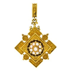 Victorian 18 Karat Yellow Gold Natural Pearl Pendant