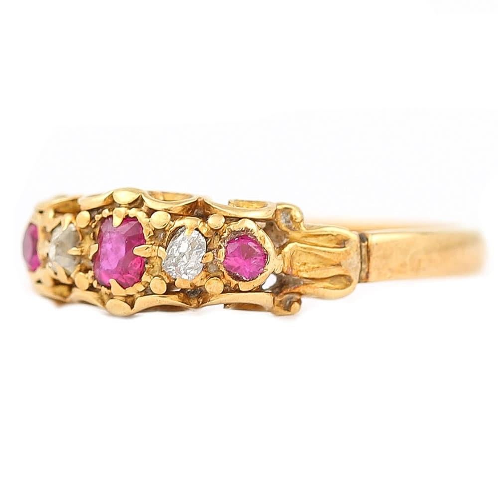 Victorian 18 Karat Yellow Gold Ruby and Diamond Five-Stone Ring, circa 1890 In Good Condition In Lancashire, Oldham