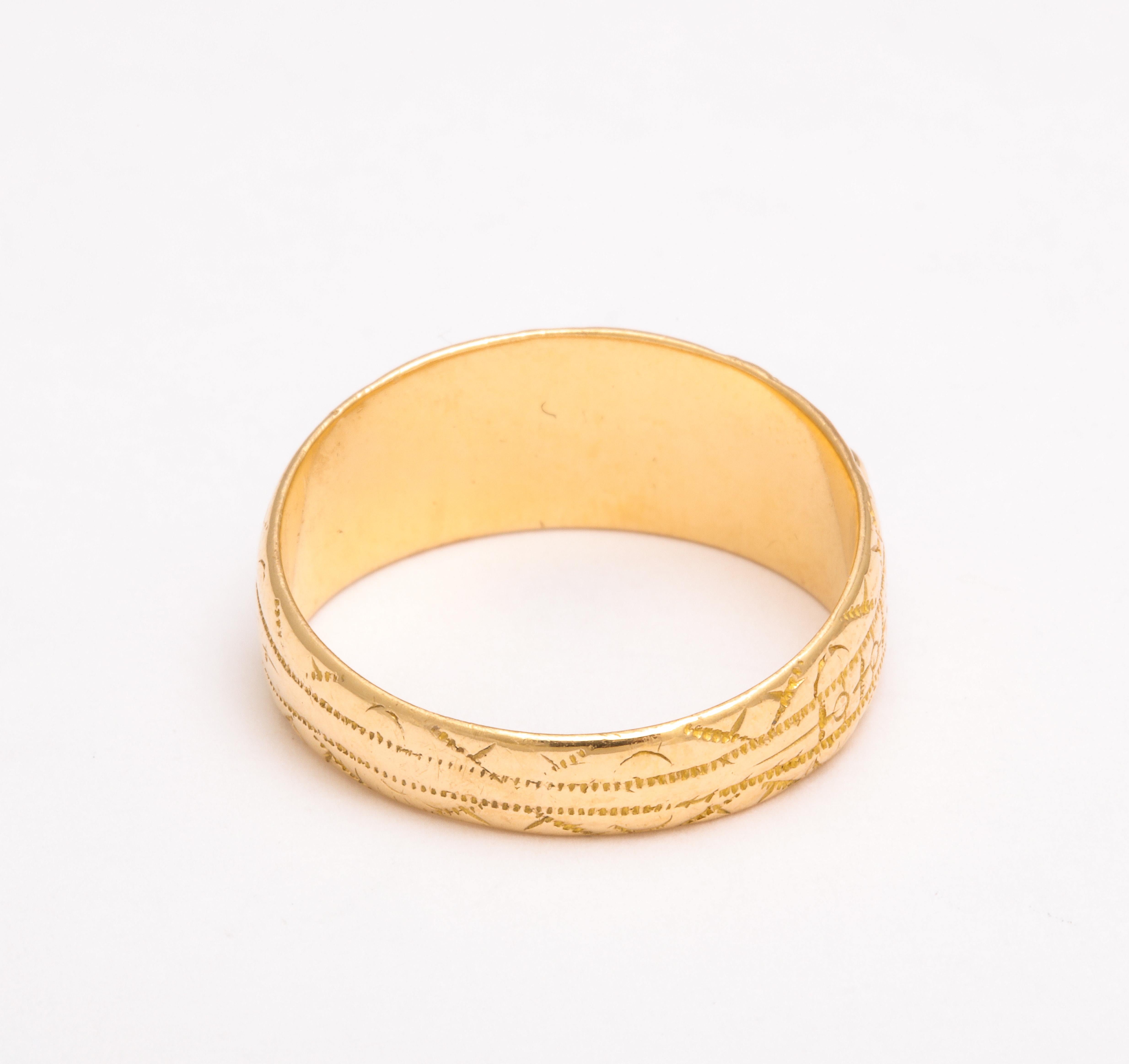 Victorian 18 Karat Engraved Mizpah Ring In Excellent Condition For Sale In Stamford, CT