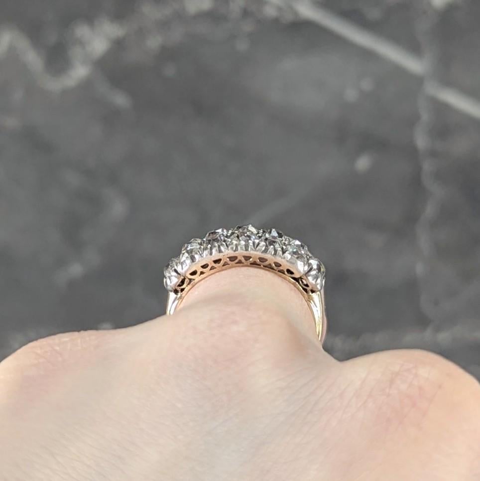 Anello vittoriano con diamante Old Mine da 1,80 CTW in argento e oro 18 carati, a doppia fila e antico in vendita 1
