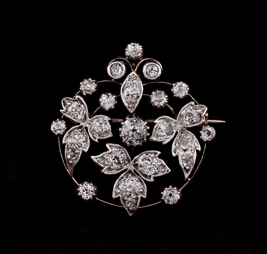 Old Mine Cut Victorian 1.85 Ct Diamond Brooch Pendant For Sale