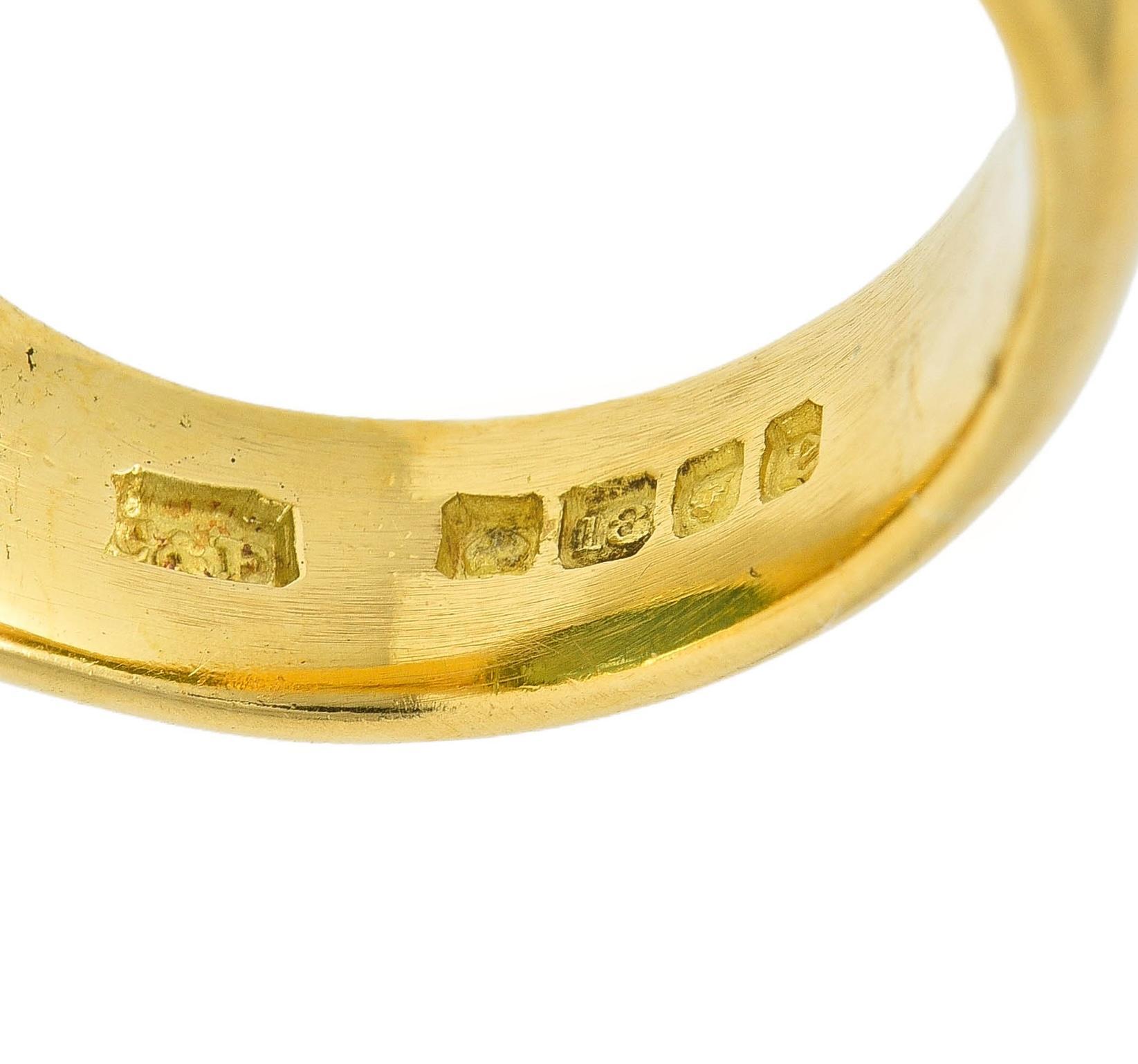 Victorian 1860 Green Chalcedony 18K Gold Antique Heraldry Intaglio Signet Ring For Sale 2