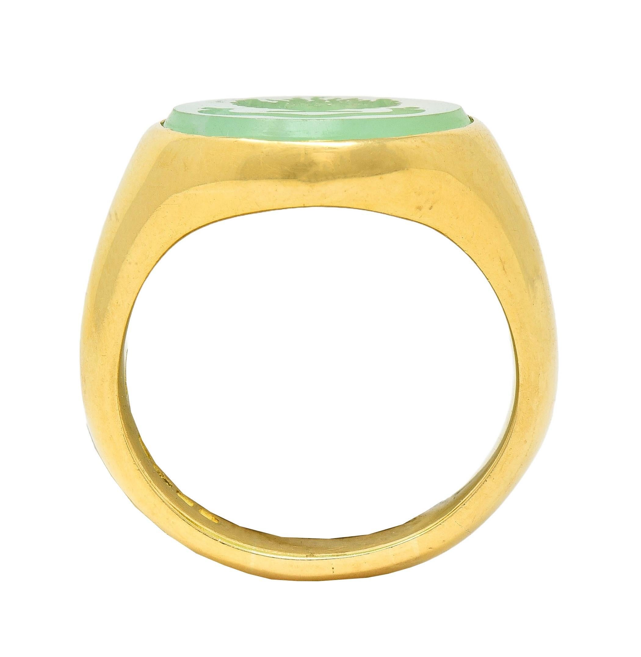 Victorian 1860 Green Chalcedony 18K Gold Antique Heraldry Intaglio Signet Ring For Sale 4