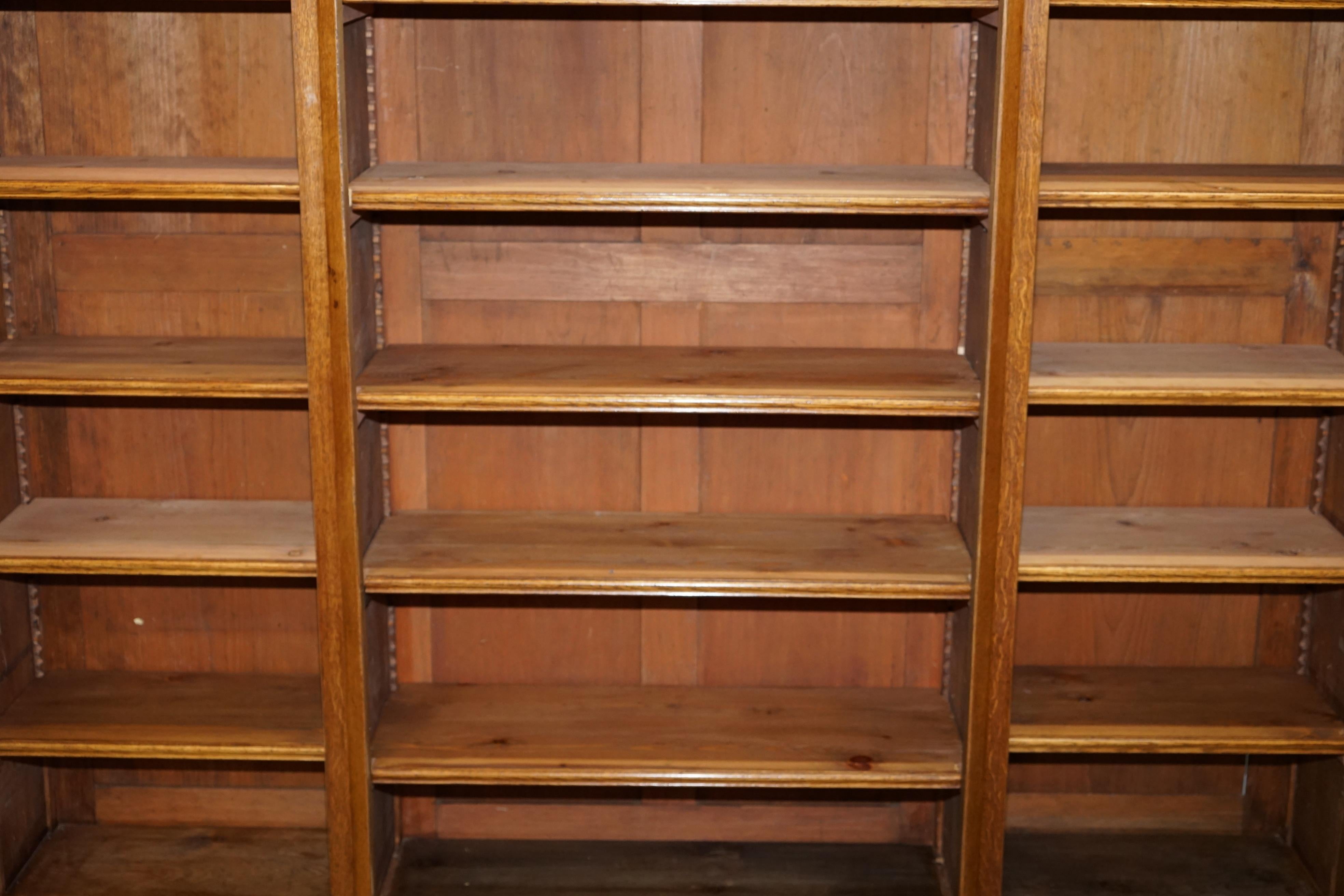 Mid-19th Century Victorian 1860 Oak Breakfront Library Open Bookcase Adjustable Shelves & Lights