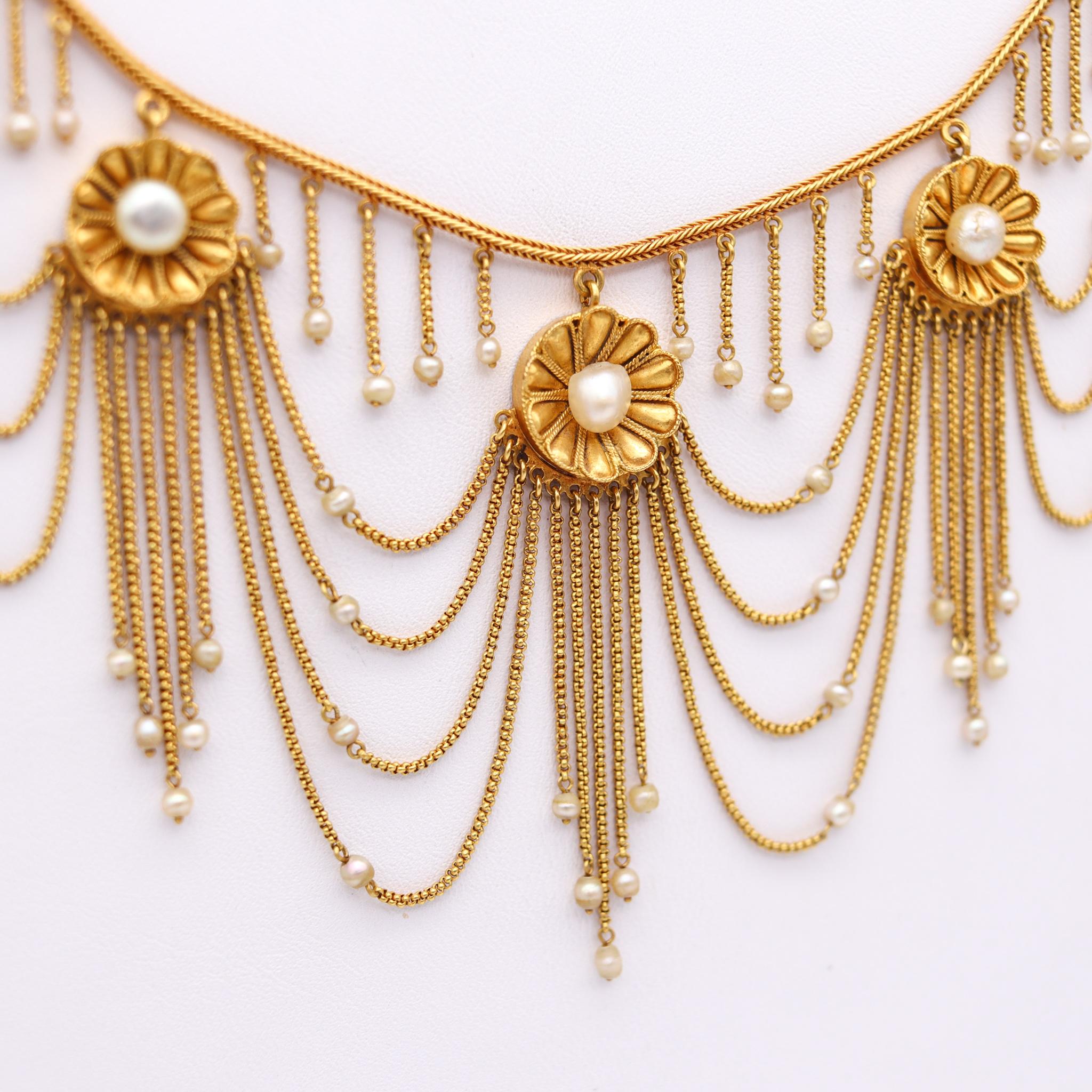 Round Cut Victorian 1870 Gorgeous Festoon Fringe Necklace 18Kt Yellow Gold Natural Pearls For Sale