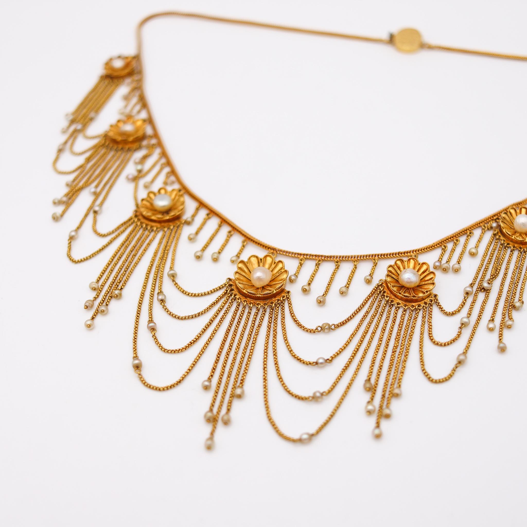Women's Victorian 1870 Gorgeous Festoon Fringe Necklace 18Kt Yellow Gold Natural Pearls For Sale