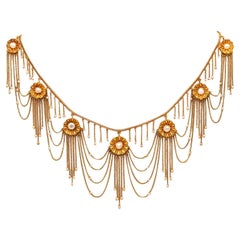 Collana vittoriana del 1870 con frange a festone in oro giallo 18Kt e perle naturali