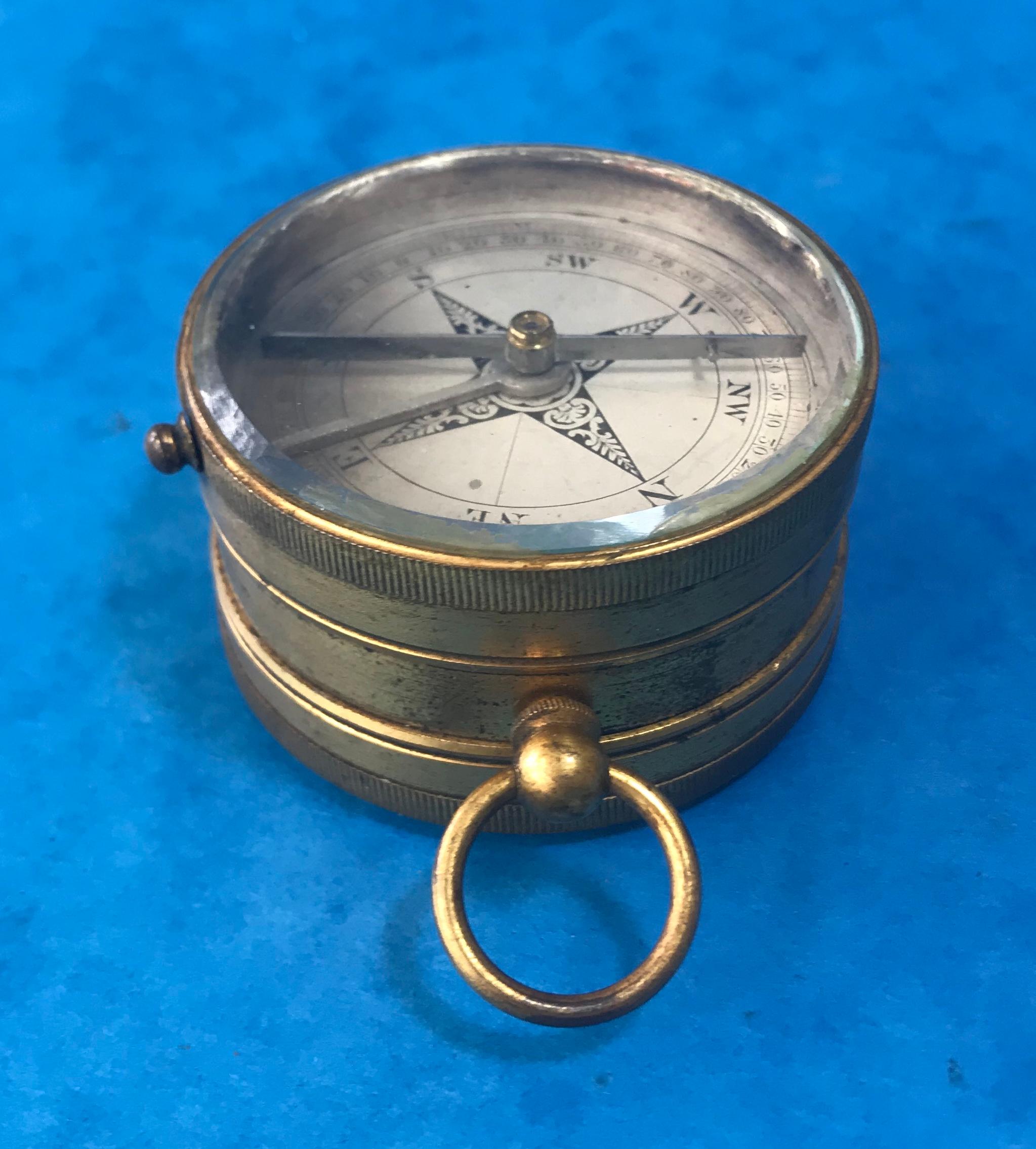 Victorian 1870 pocket compass and barometer, the compass is in working condition it’s “Carpenter and Westley” and it measures 5 by 5 and stands 3 cm high.