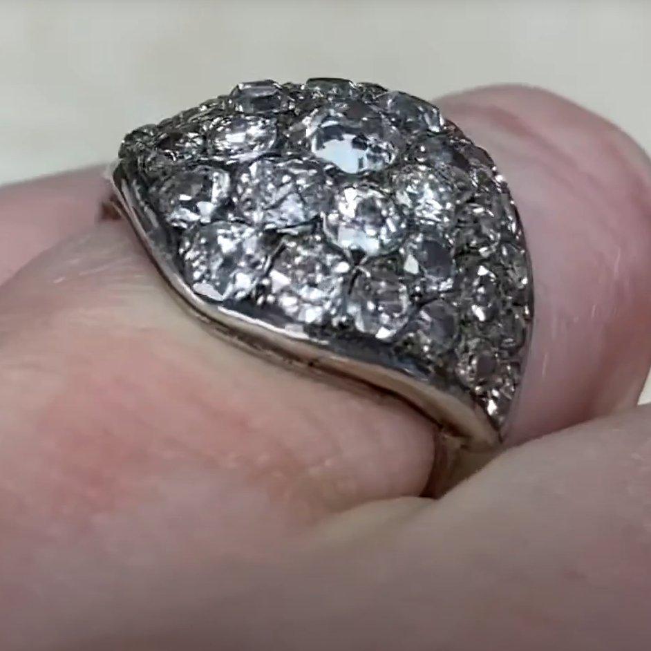 Anello antico vittoriano del 1880 (circa 0,3 carati) con diamante taglio cuscino, platino In condizioni ottime in vendita a New York, NY
