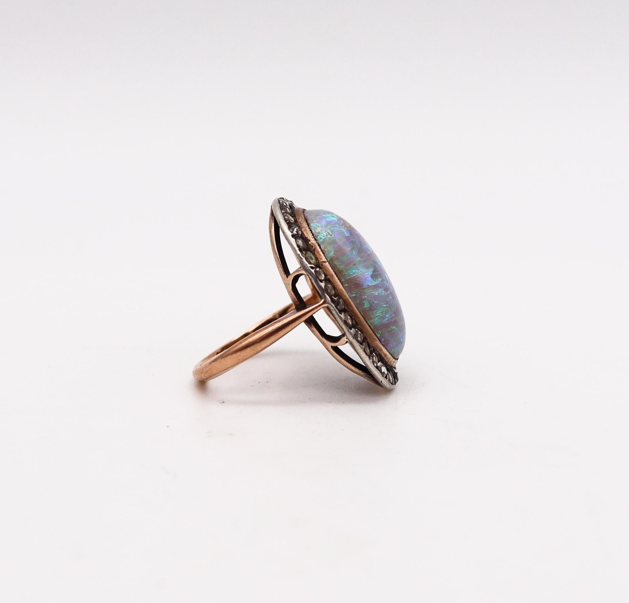 Victorian 1880 Antique Ring In 14Kt Gold With 8.95 Ctw In Opal And Diamonds In Excellent Condition For Sale In Miami, FL