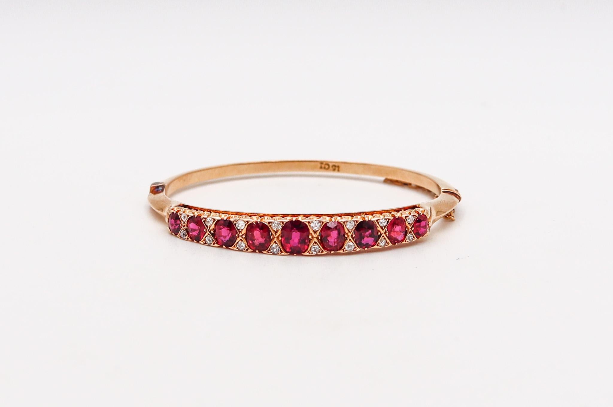 Victorian bangle bracelet with natural non heated rubies.

Gorgeous bangle bracelet, created in England during the Victorian period, back in the 1880. This bracelet has been crafted with traditional classic patterns in solid yellow gold of 15 karats