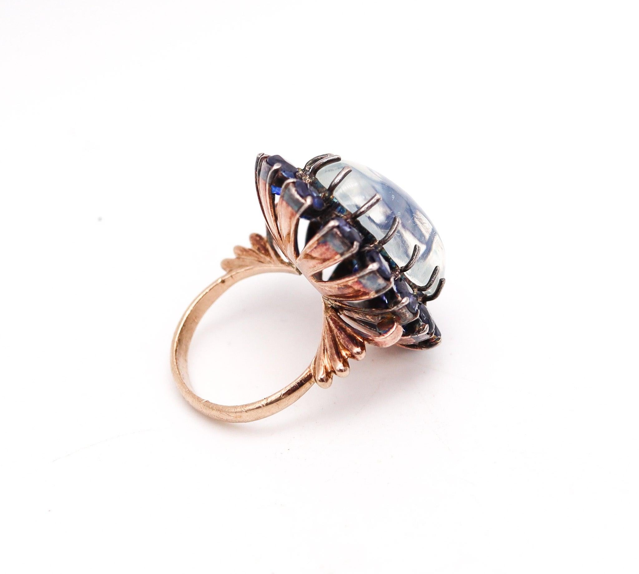 VICTORIAN 1880 Cocktail Ring In 10Kt Gold With 16.76 Ctw Moonstone & Sapphires In Excellent Condition In Miami, FL