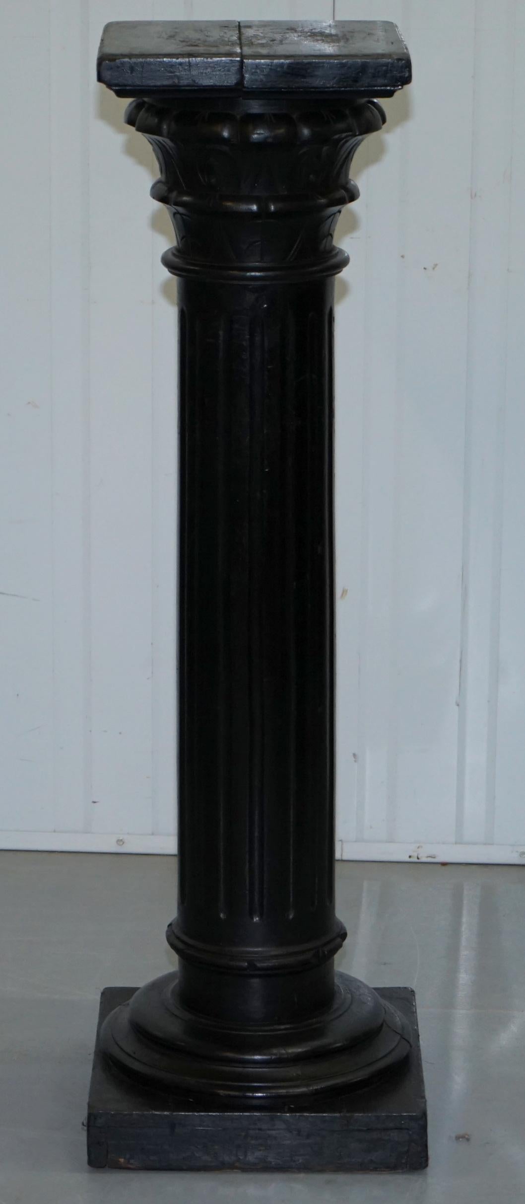 We are delighted to offer for sale this original Victorian circa 1880 ebonised black Corinthian Pillar pedestal stand for displaying art pieces 

A good looking and decorative piece, the ebosnied finished is original, distressed in places as you