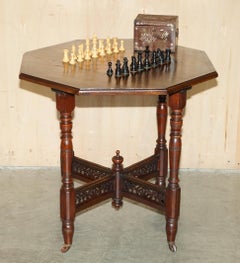 VICTORiAN 1880 ENGLISH AESTHETIC MOVEMENT CHESS BOARD TABLE + STAUNTON CHESS SET