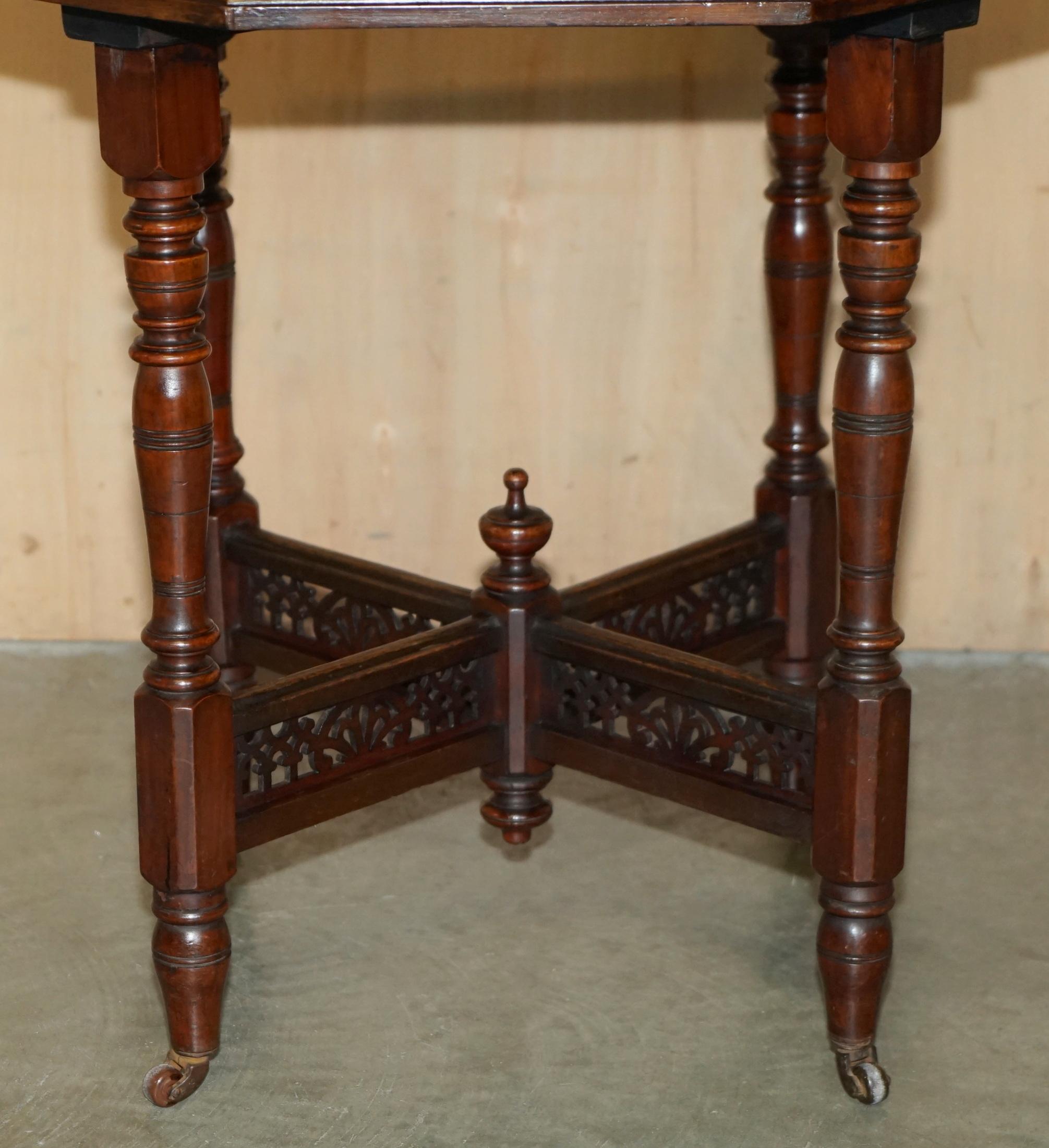 Aesthetic Movement VICTORiAN 1880 ENGLISH AESTHETIC MOVEMENT CHESS BOARD TABLE + STAUNTON CHESS SET For Sale