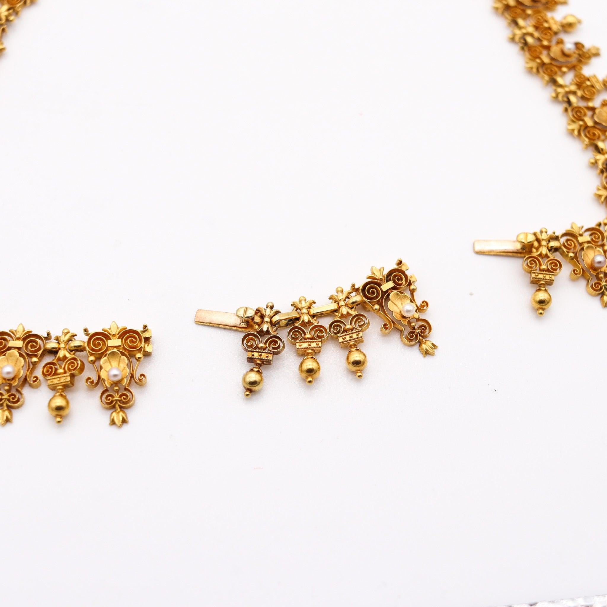 VICTORIAN 1880 Etruscan Neo Gothic Necklace In 19Kt Yellow Gold & Natural Pearls For Sale 3