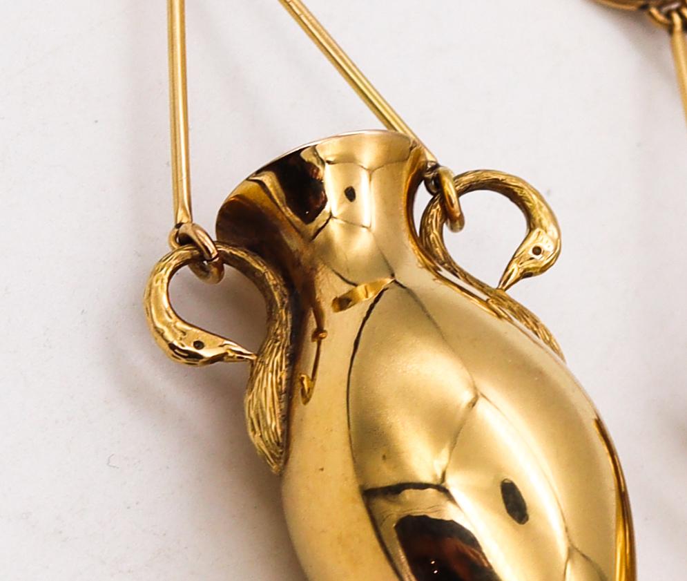 Victorian 1880 Revive Etrusque Classic Amphoras Drop Earrings 18kt Yellow Gold en vente 3