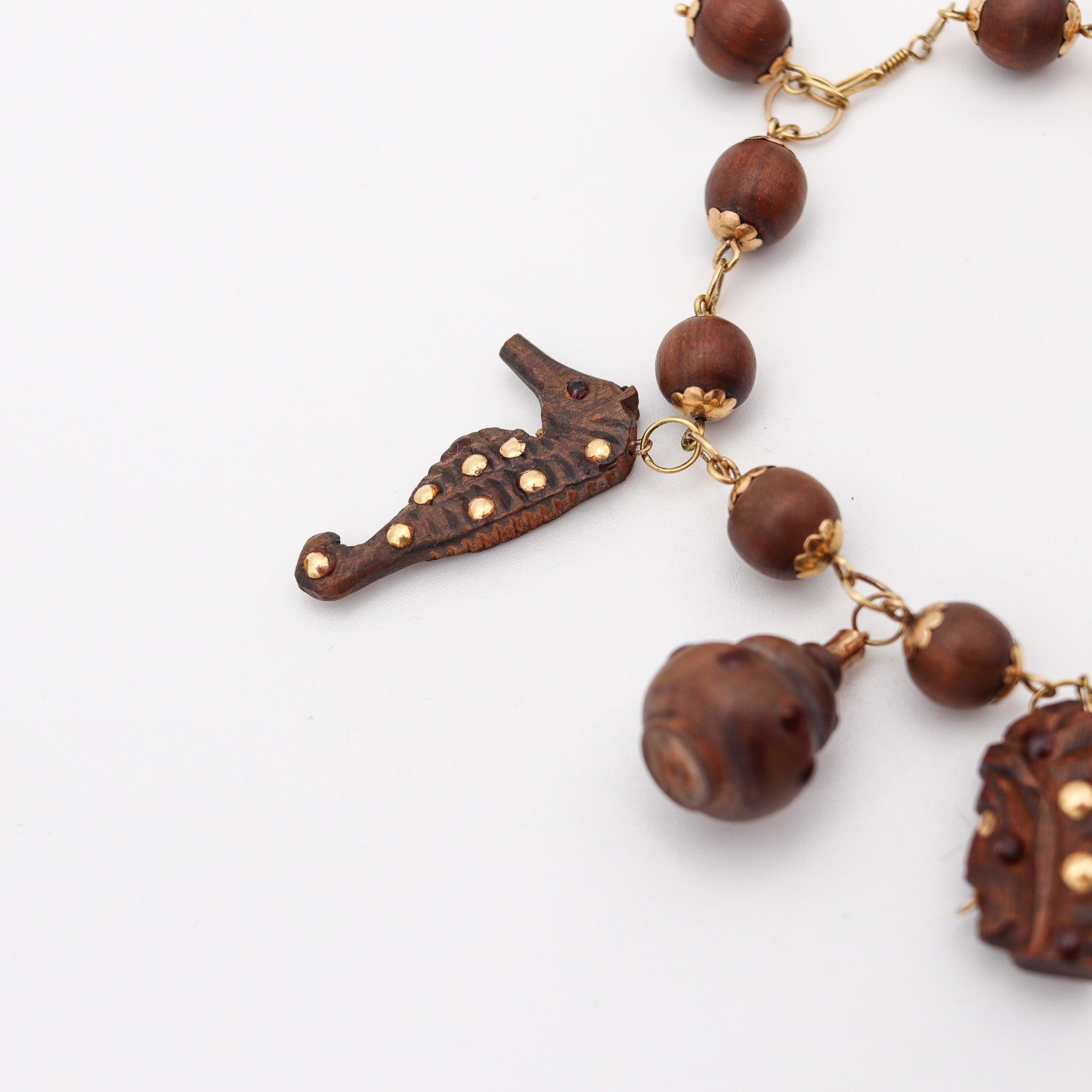 Women's VICTORIAN 1880 Exceptional Charms Bracelet In Wood Mounted In 18Kt Yellow Gold For Sale