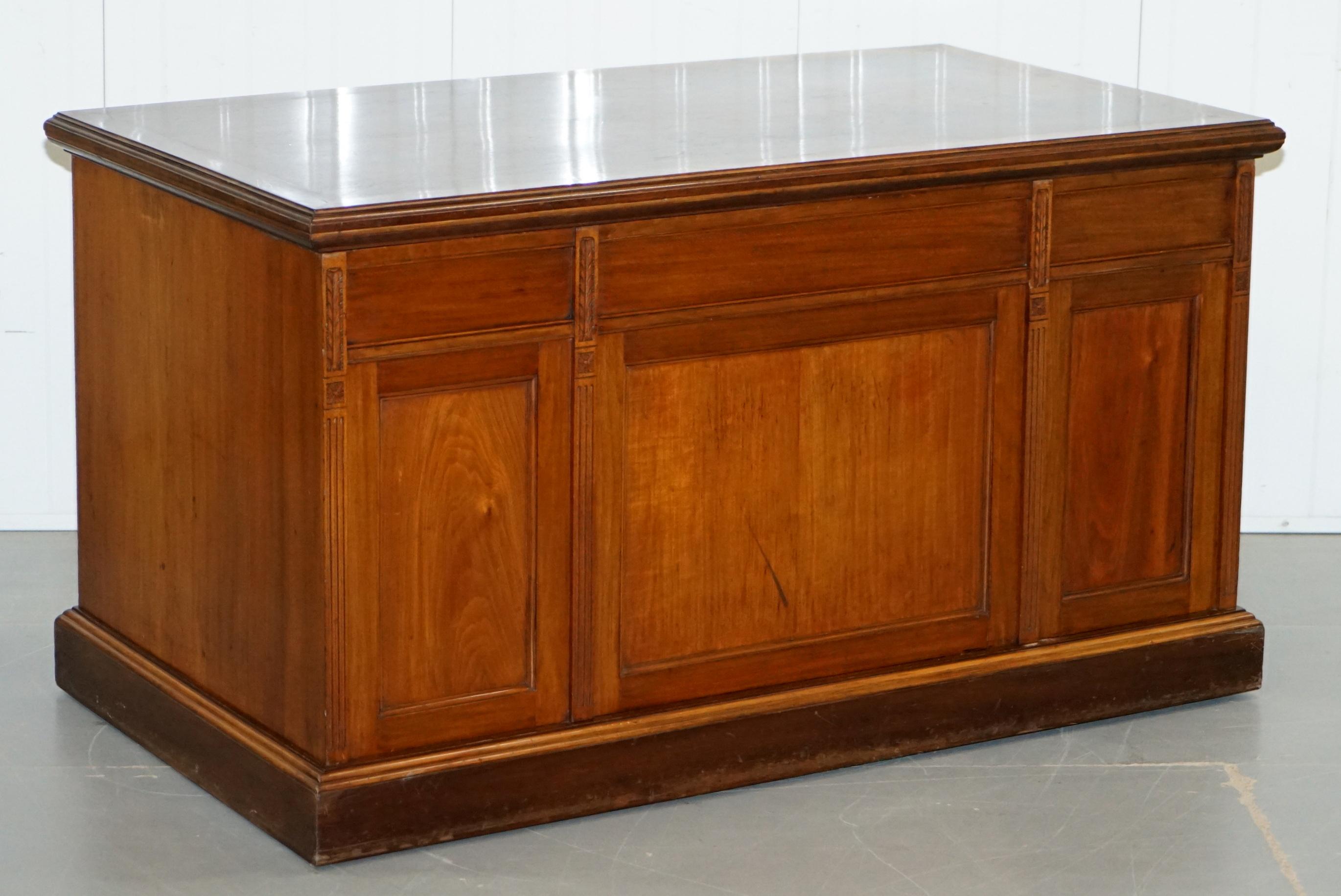 Victorian 1880 Hobbs & Co London Panelled Walnut Desk Enclosed Back Handmade 3