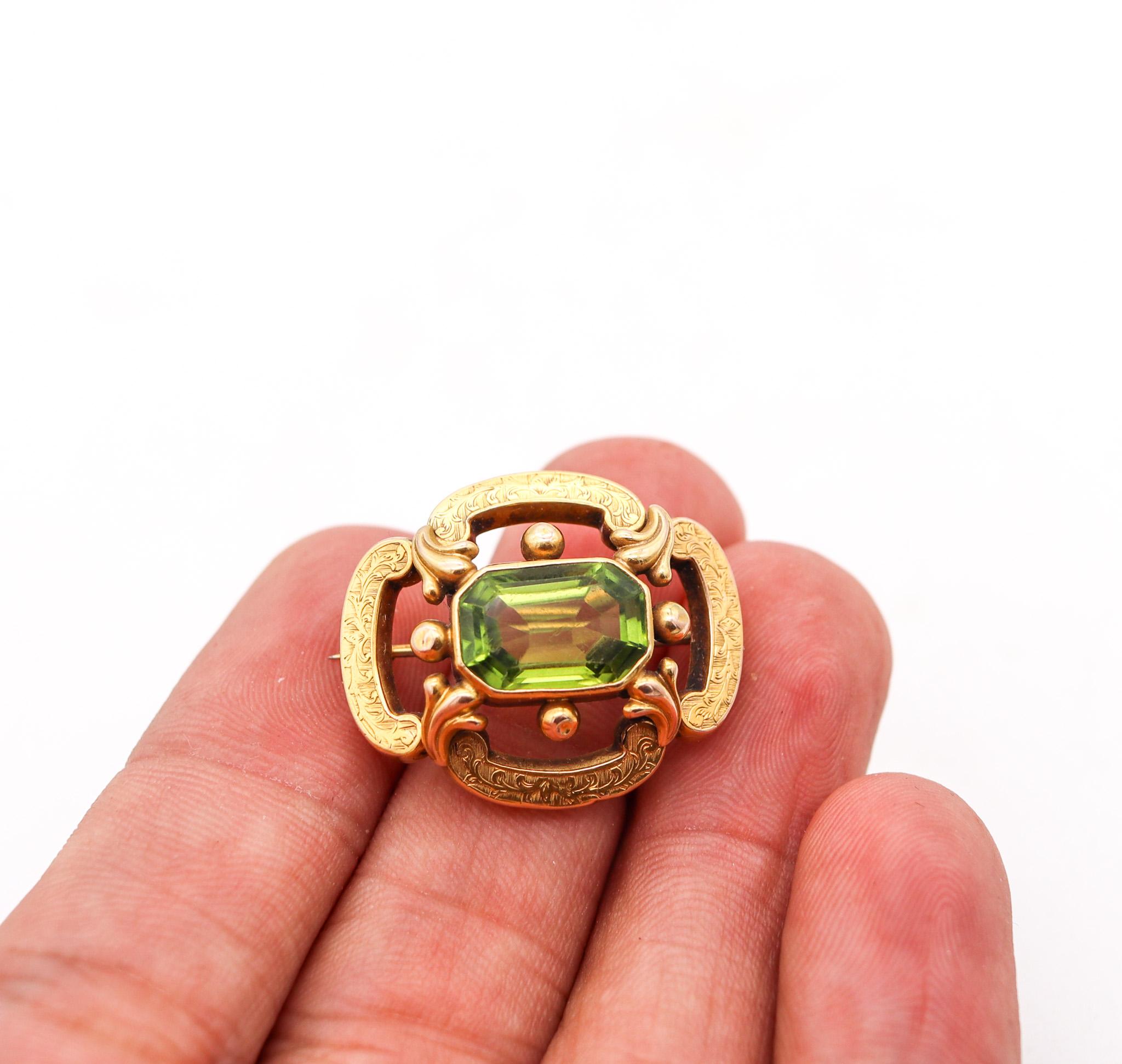Women's Victorian 1880 Pin Brooch In 14Kt Yellow Gold With 5.74 Cts Vivid Green Peridot